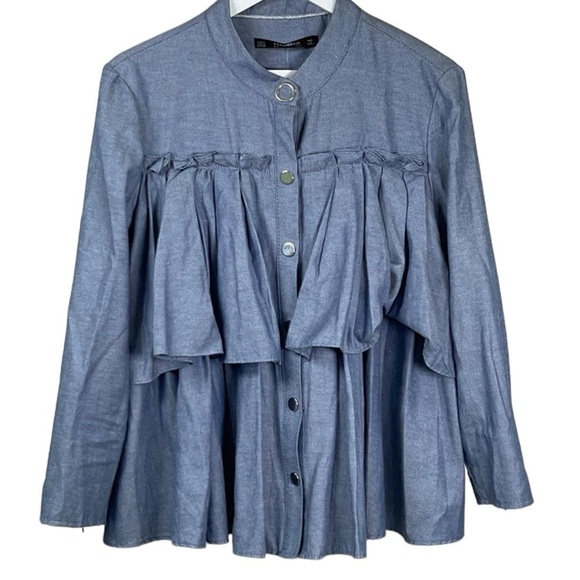 ZARA Chambray Blue Ruffled Tiered Babydoll Top Snap Front Cropped Sz M - Picture 2 of 12